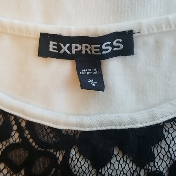 Express black and white scoop neck t - Picture 2 of 4